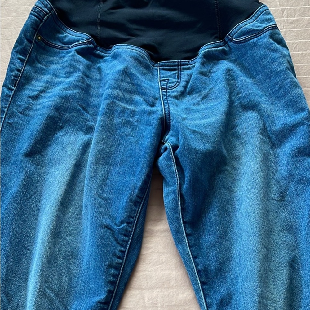 Pregnancy jeans size 4